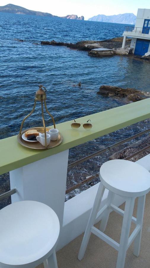 Milos By The Sea - Eco House 플라카 외부 사진